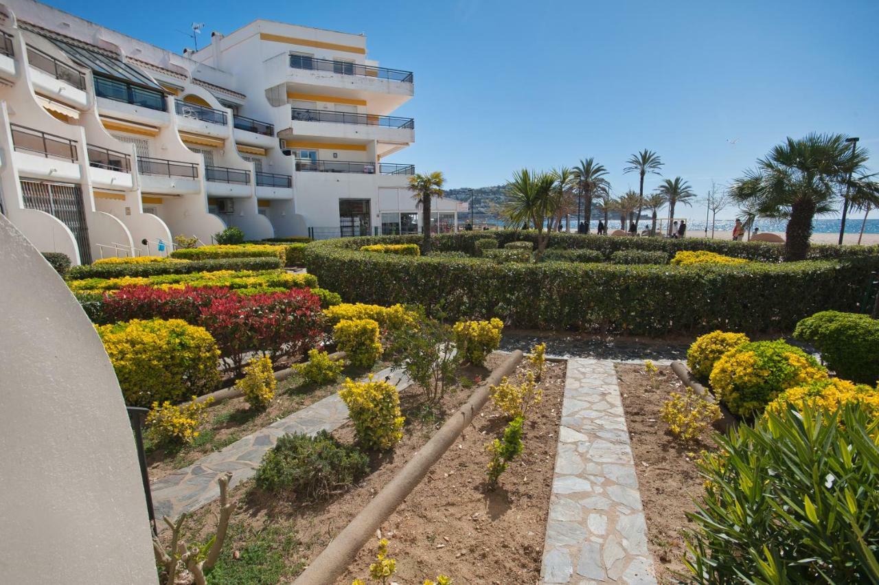 Apartamento A Pie De Playa, Climatizado Y Parking Roses Exterior photo